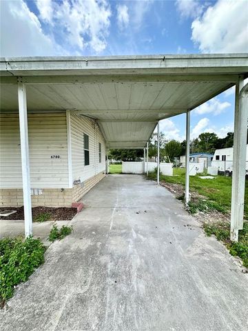 6780 NE 1ST PLACE, Ocala, FL 34470