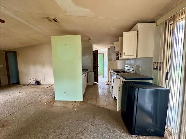 6780 NE 1ST PLACE, Ocala, FL 34470