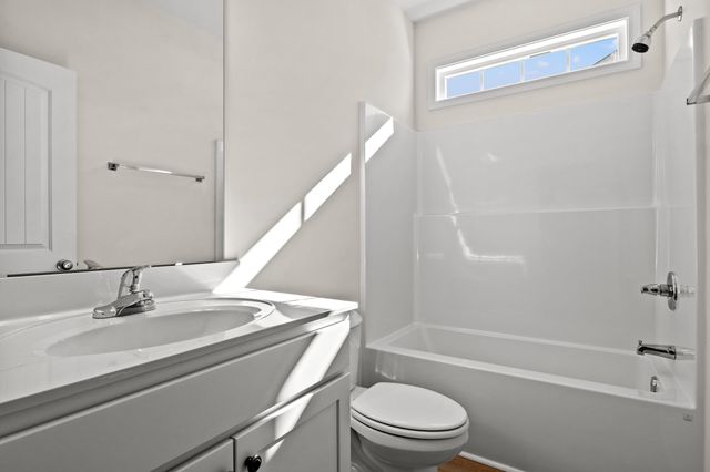 302 Chaff Ct., Georgetown, SC 29440