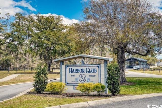 302 Chaff Ct., Georgetown, SC 29440