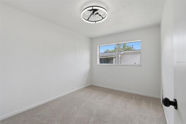1228 SE 19TH STREET, Gainesville, FL 32641