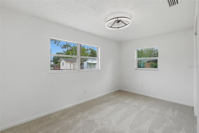 1228 SE 19TH STREET, Gainesville, FL 32641