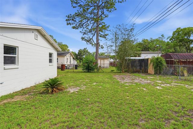 1228 SE 19TH STREET, Gainesville, FL 32641