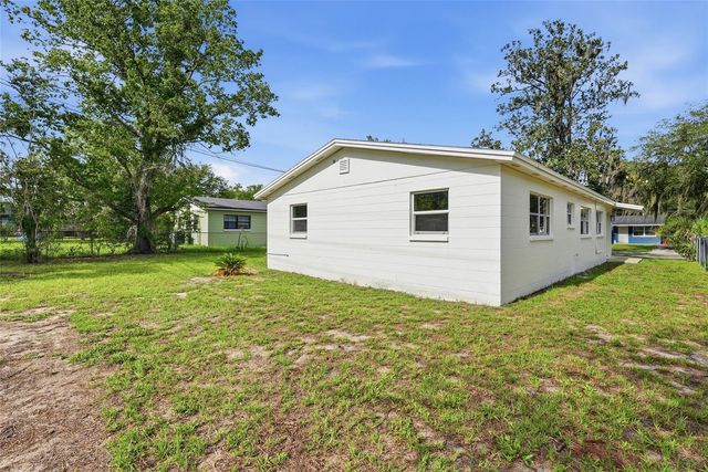 1228 SE 19TH STREET, Gainesville, FL 32641
