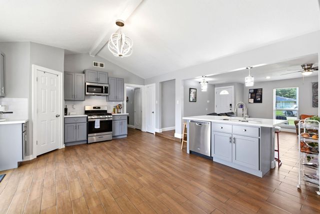 9711 Ebb Street, Houston, TX 77089