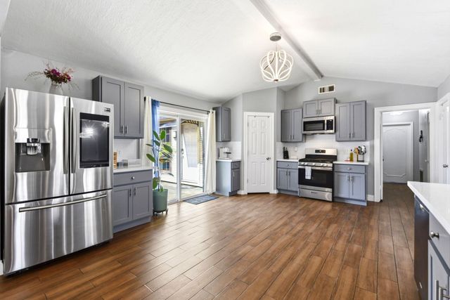 9711 Ebb Street, Houston, TX 77089
