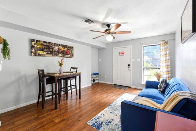 9711 Ebb Street, Houston, TX 77089