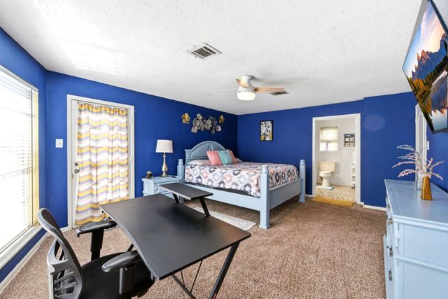 9711 Ebb Street, Houston, TX 77089