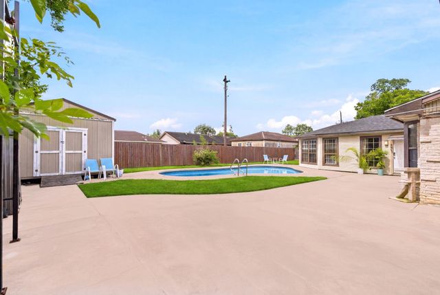 9711 Ebb Street, Houston, TX 77089