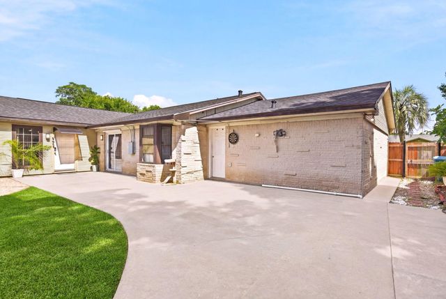9711 Ebb Street, Houston, TX 77089