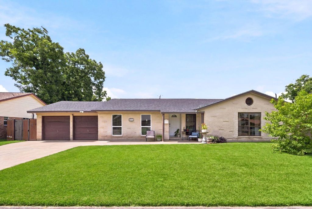 9711 Ebb Street, Houston, TX 77089