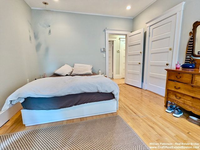 315 Harvard St 2, Cambridge, MA 02139