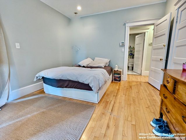 315 Harvard St 2, Cambridge, MA 02139