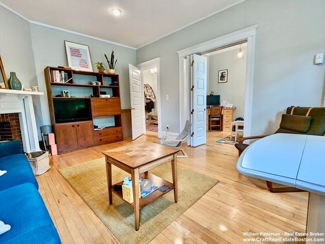 315 Harvard St 2, Cambridge, MA 02139