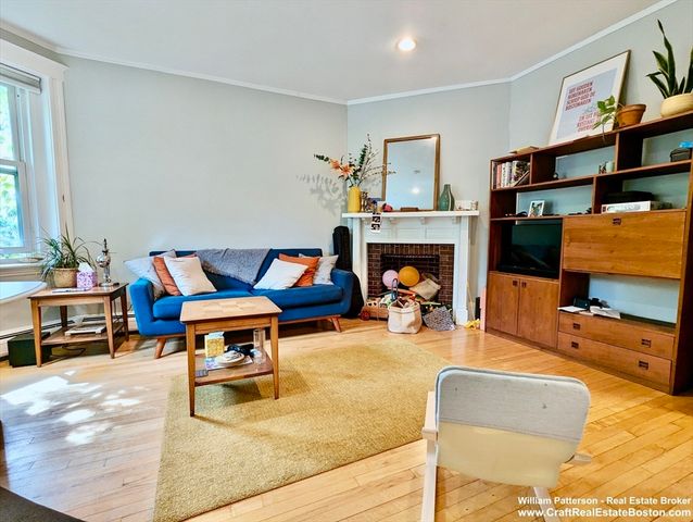315 Harvard St 2, Cambridge, MA 02139