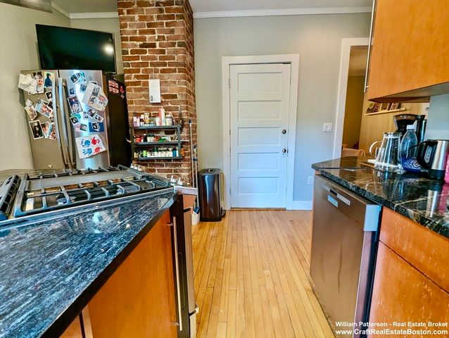 315 Harvard St 2, Cambridge, MA 02139