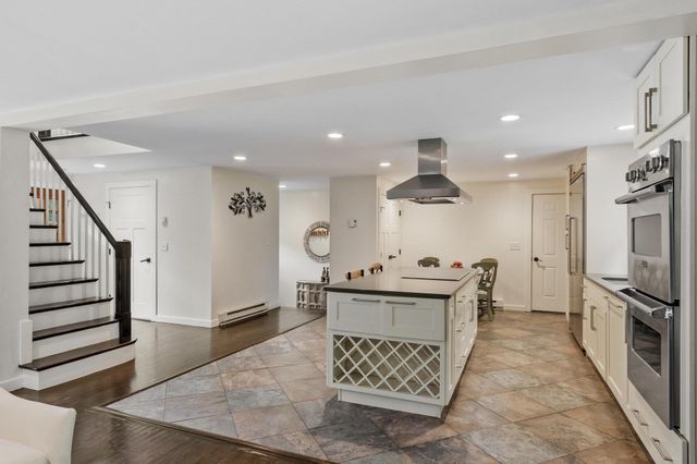 29 Shaker Rd, Harvard, MA 01451