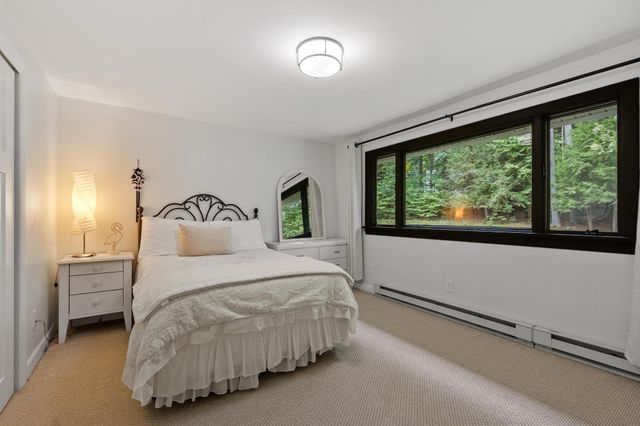 29 Shaker Rd, Harvard, MA 01451