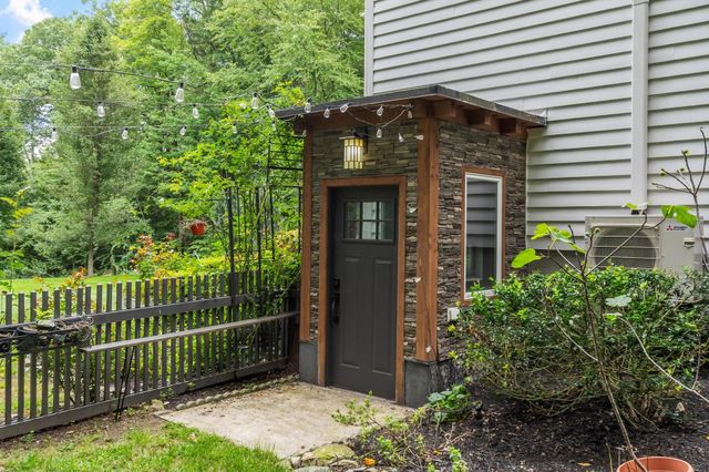 29 Shaker Rd, Harvard, MA 01451