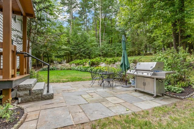 29 Shaker Rd, Harvard, MA 01451