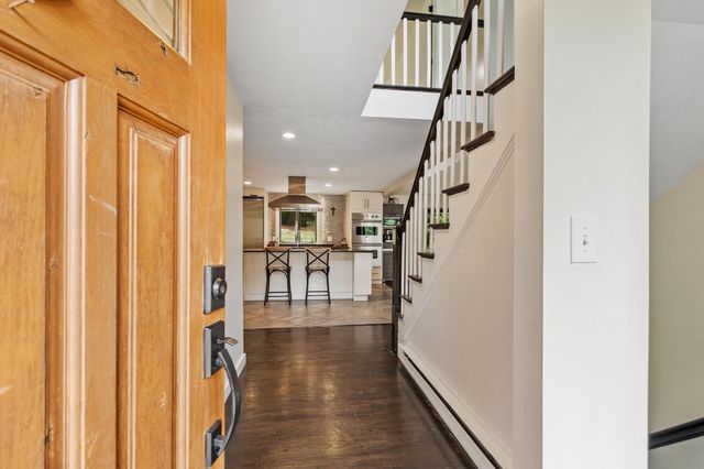 29 Shaker Rd, Harvard, MA 01451