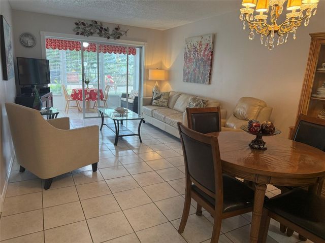 2901 NW 46th Avenue 106, Lauderdale Lakes, FL 33313