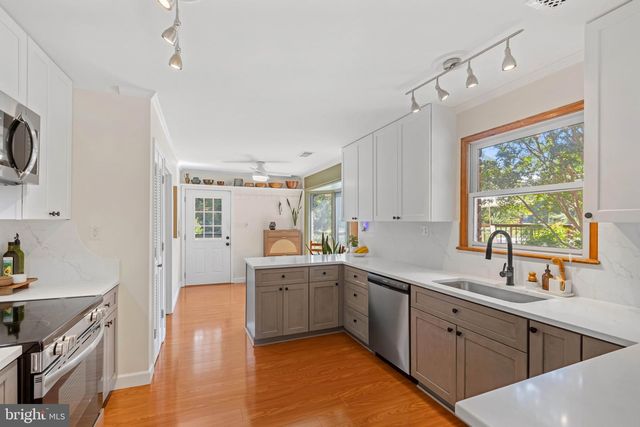 5915 RIVER RD, Bryans Road, MD 20616