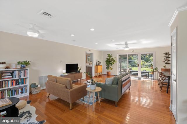 5915 RIVER RD, Bryans Road, MD 20616