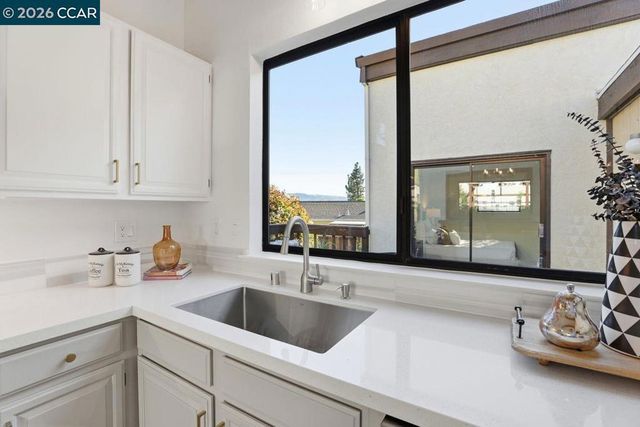 221 Tangerine Ct, San Ramon, CA 94583