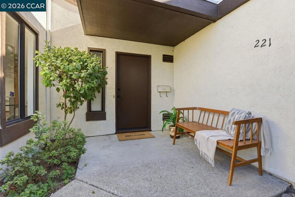 221 Tangerine Ct, San Ramon, CA 94583