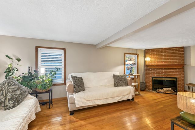 138 Turkey Hill Road, Merrimack, NH 03054