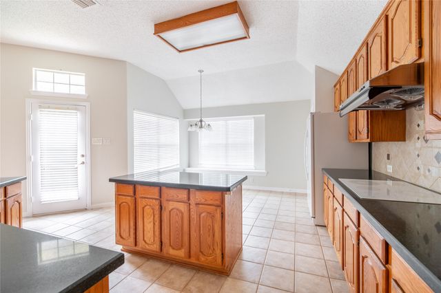 11301 New Orleans Drive, Frisco, TX 75035