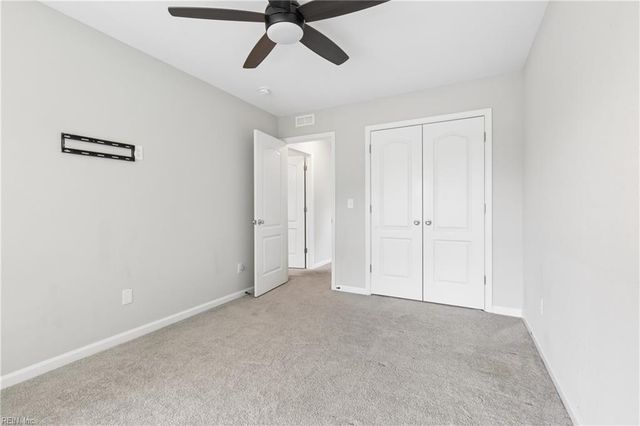 5 Lacrosse ST, Hampton, VA 23663