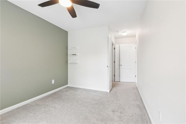 5 Lacrosse ST, Hampton, VA 23663