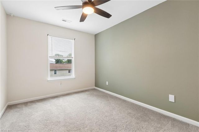 5 Lacrosse ST, Hampton, VA 23663