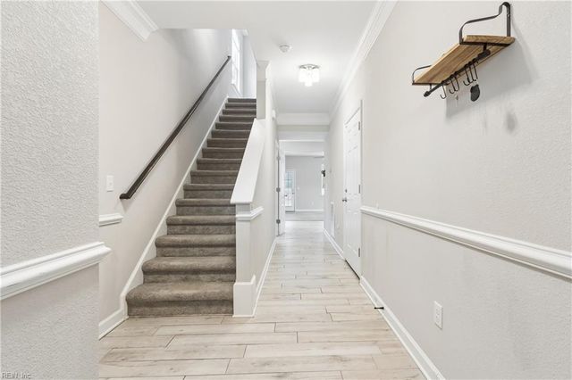 5 Lacrosse ST, Hampton, VA 23663