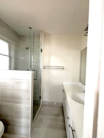 1618 Oakridge Drive, Pantego, TX 76013