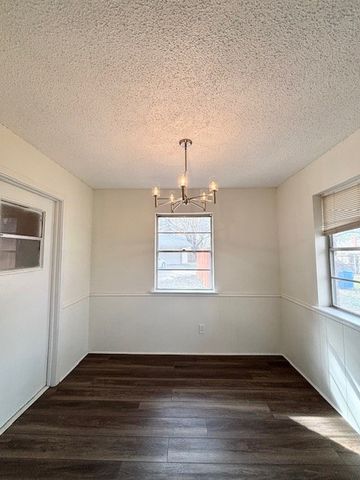 1618 Oakridge Drive, Pantego, TX 76013