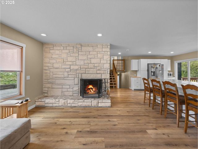 40195 Se HIGHWAY 26, Sandy, OR 97055