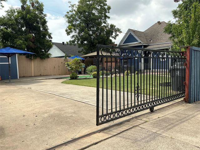 600 S Fitzhugh Avenue, Dallas, TX 75223