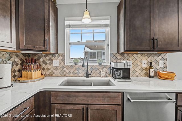 688 Accipiter Way, East Lansing, MI 48823