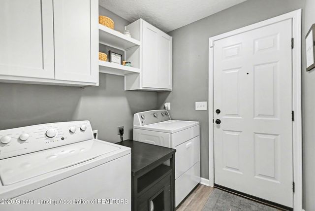 688 Accipiter Way, East Lansing, MI 48823