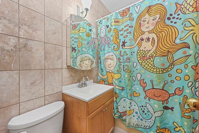 2136 E 28th Street, Brooklyn, NY 11229