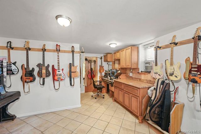 2136 E 28th Street, Brooklyn, NY 11229