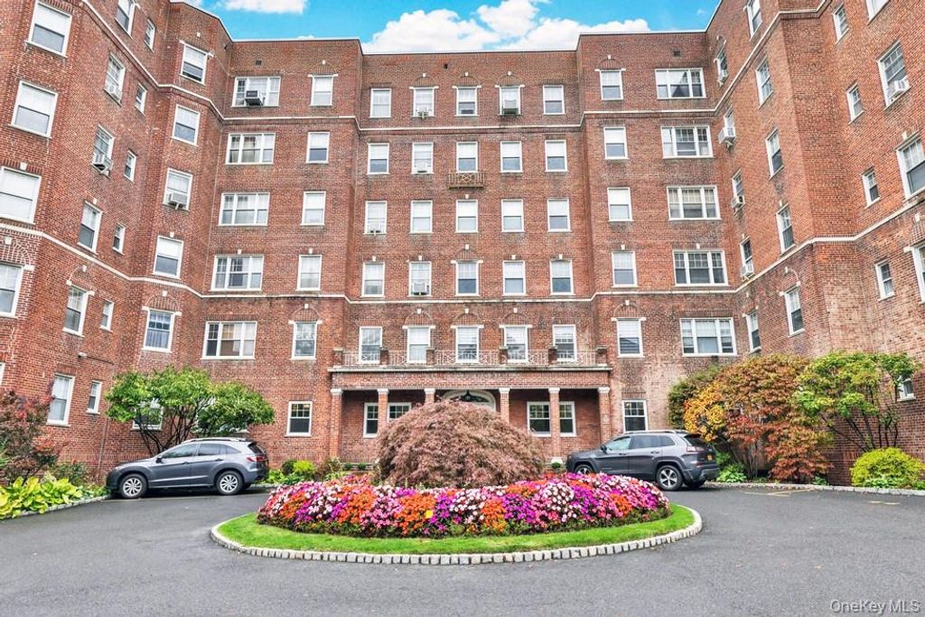 50 North Broadway 6H, White Plains, NY 10603 — exterior
