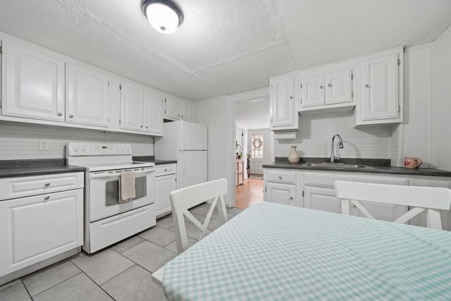 48 New York Street, Dover, NH 03820