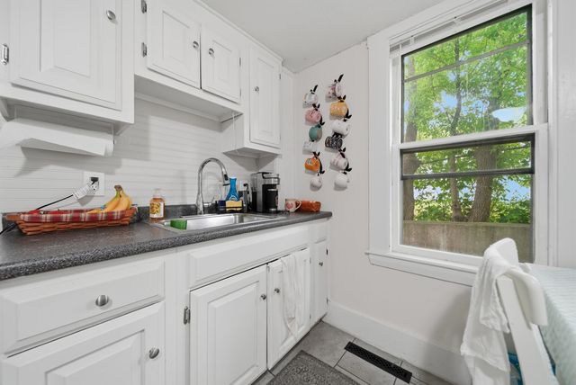 48 New York Street, Dover, NH 03820