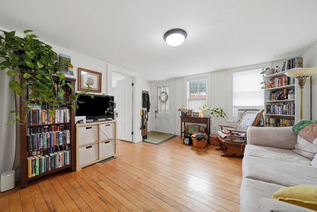 48 New York Street, Dover, NH 03820