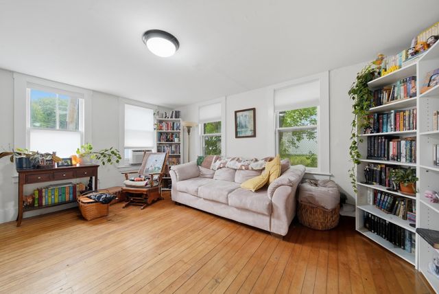 48 New York Street, Dover, NH 03820