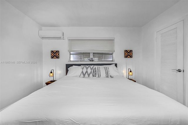 8420 Pasadena Blvd, Pembroke Pines, FL 33024